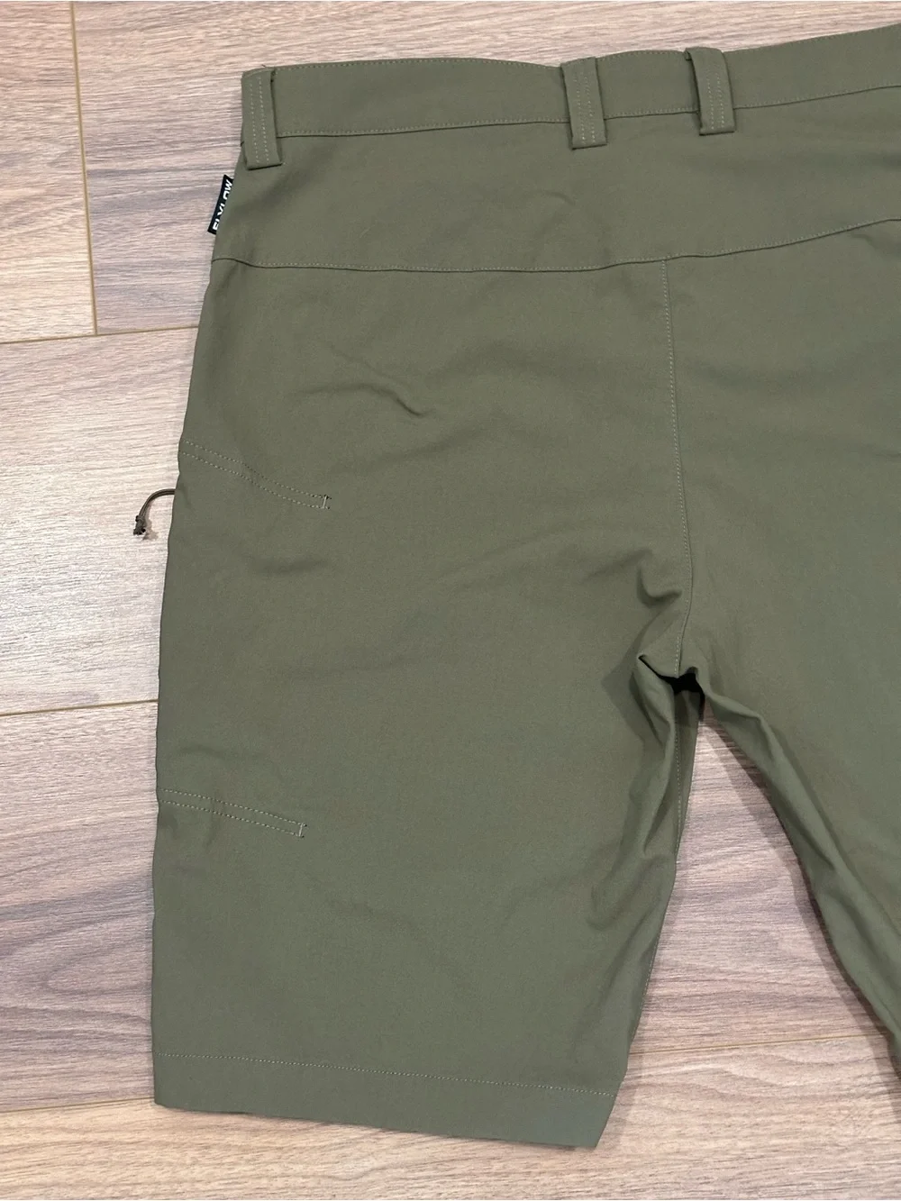 Flylow Hot Tub Shorts in Green Size 36